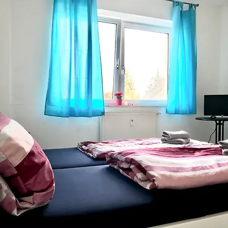 #world Monteurzimmer Séjour chez l'habitant Schkeuditz